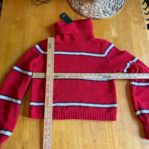 Turtleneck Sweater - Picture 3 of 7